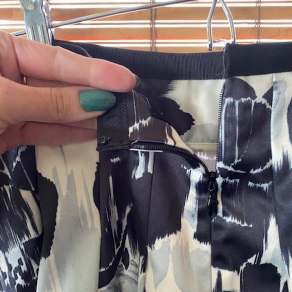 The Limited Floral Satin Skirt - Picture 4 of 9